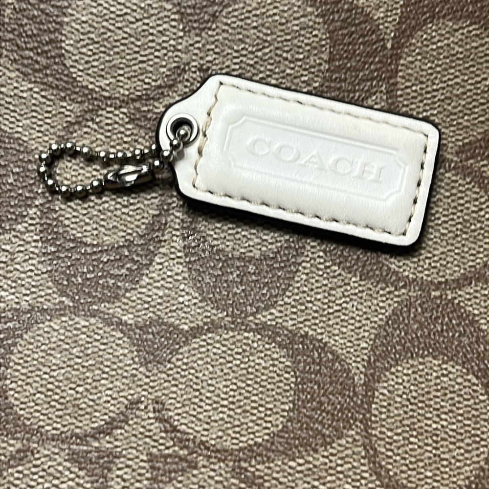 Coach New York Vintage Bag hang tag chalk leather key fob chain